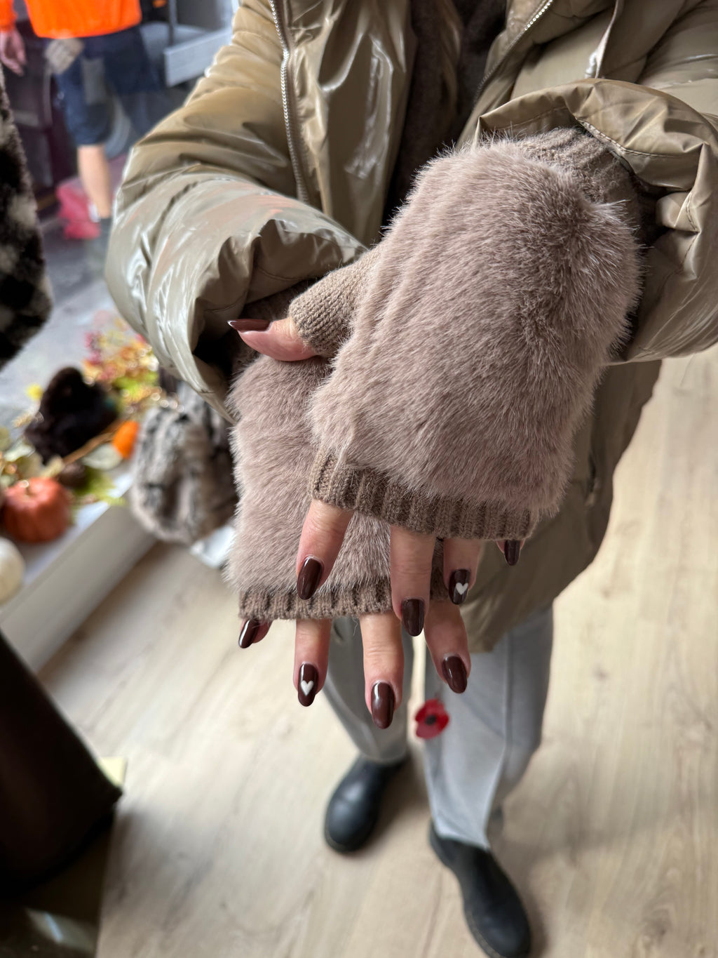 Taupe Faux Fur Trim Fingerless Gloves